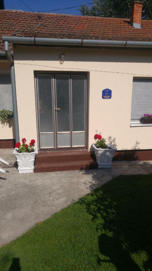 Green Apartment Novi Sad Exterior foto