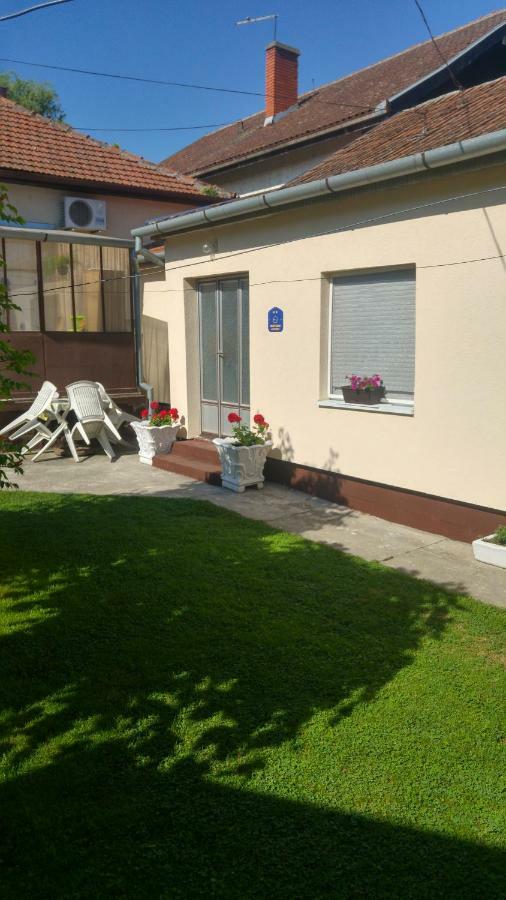 Green Apartment Novi Sad Exterior foto